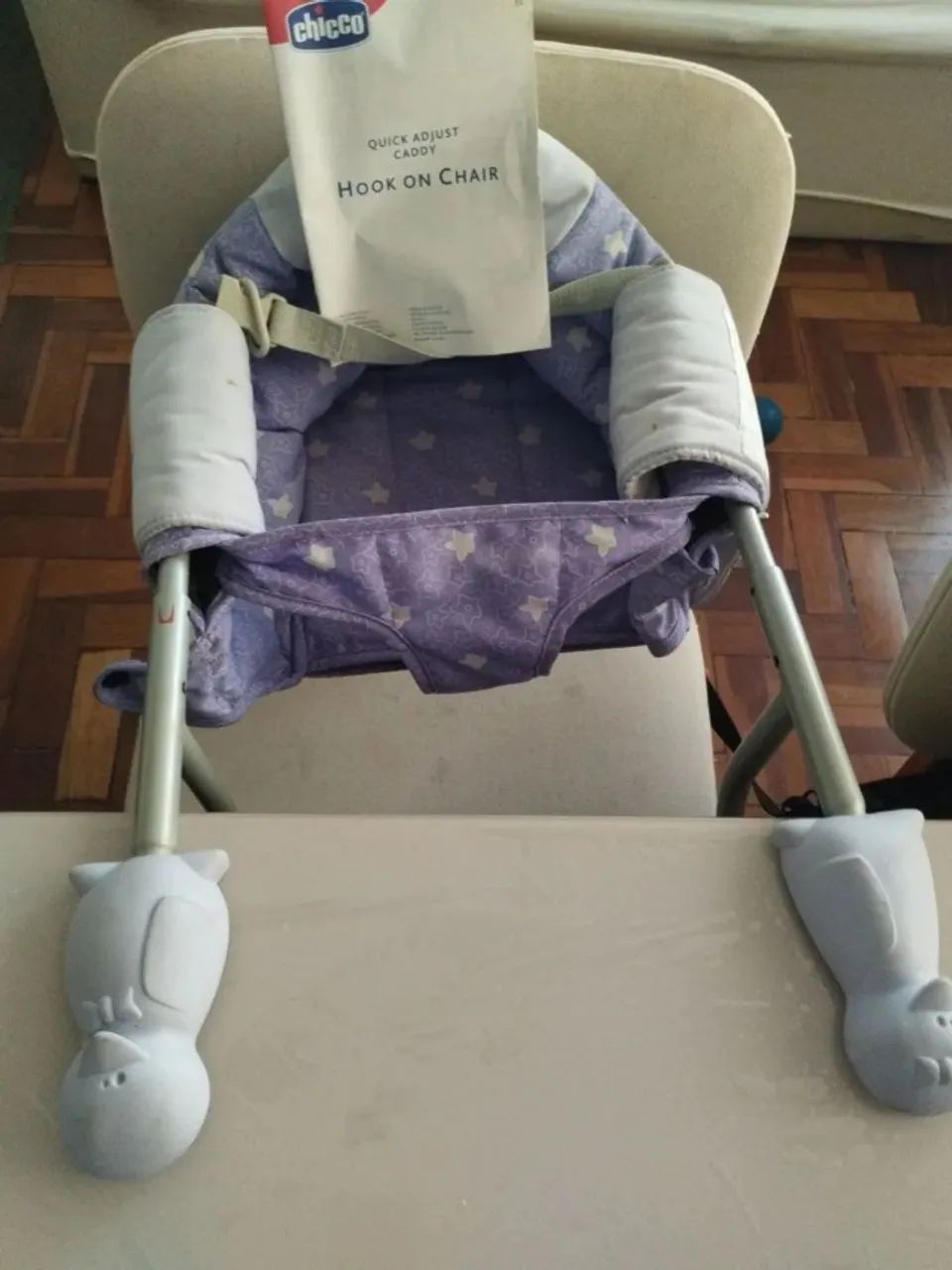 Linda Cadeirinha de Alimentação da Marca Chicco. Na caixa e com manual