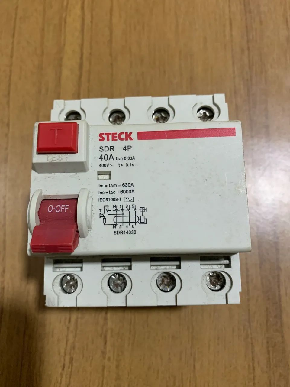 Interruptor Diferencial SDR 4P 40A STECK (Novo)