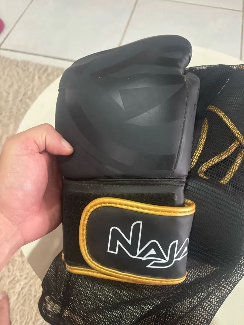 Luva Naja nova! 150$