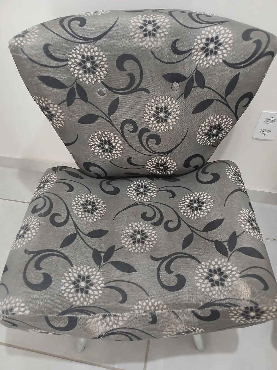 Poltronas 200,00 - Foto 2