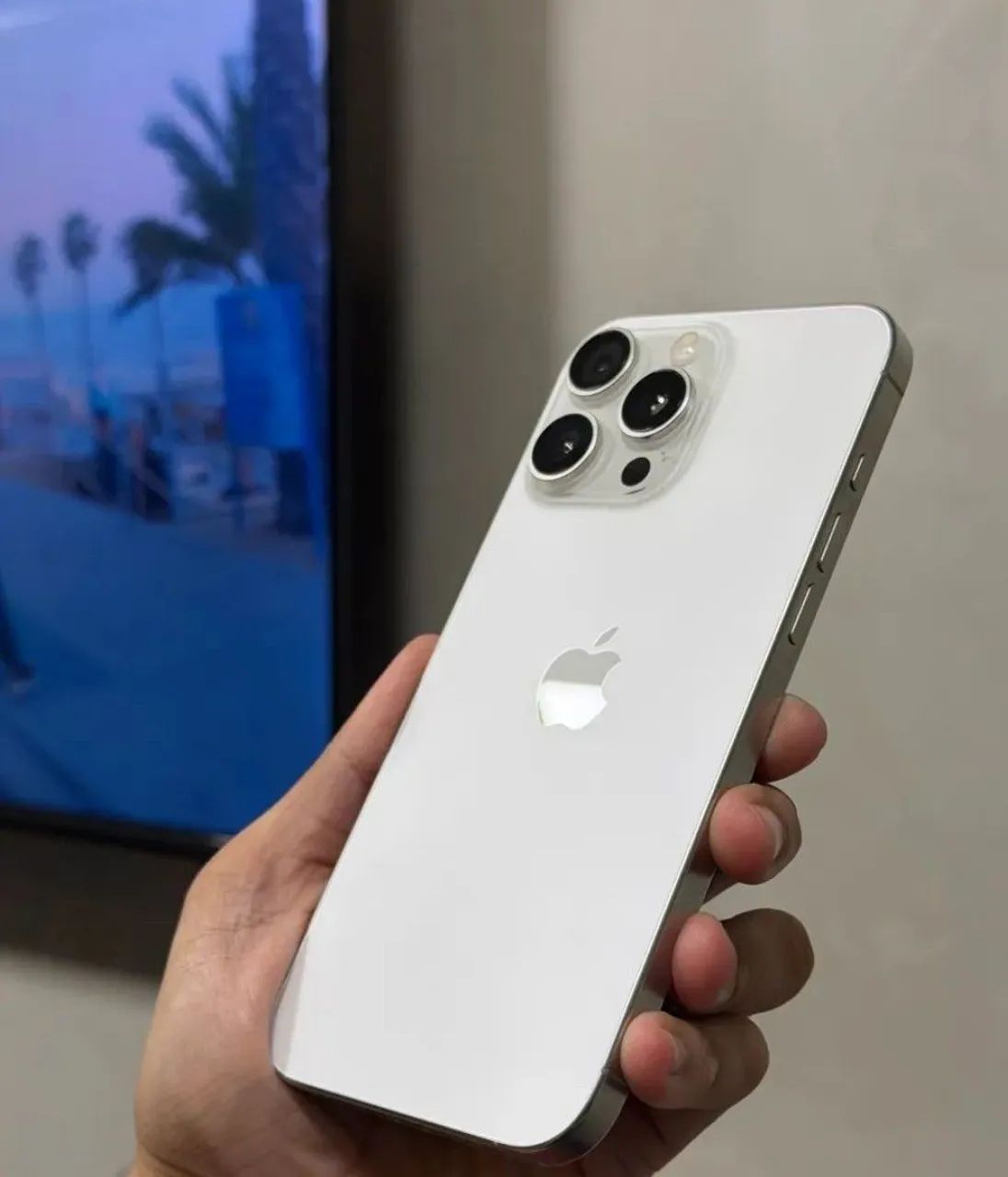 iPhone 16 pro max  - Foto 2