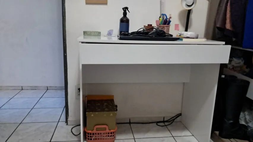 Mesa de estudos - Foto 2