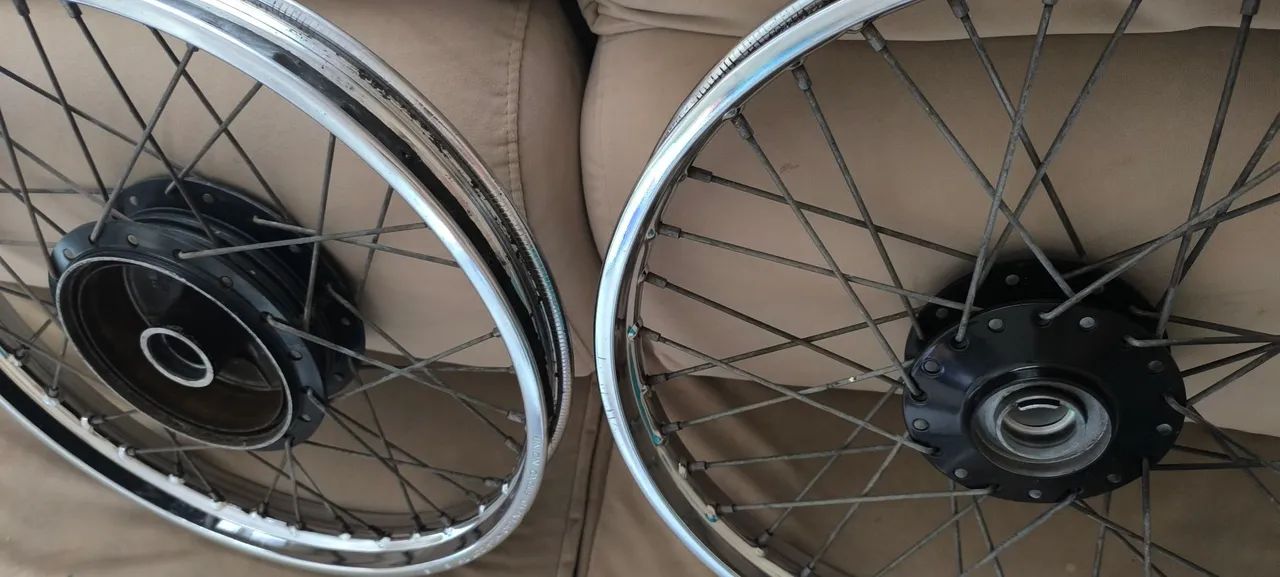 Roda aro 17 yamaha crypton original  - Foto 5