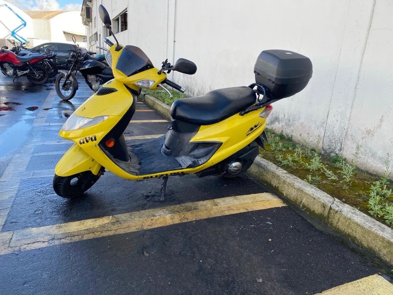 SCOOTER AMARELA  - Foto 4