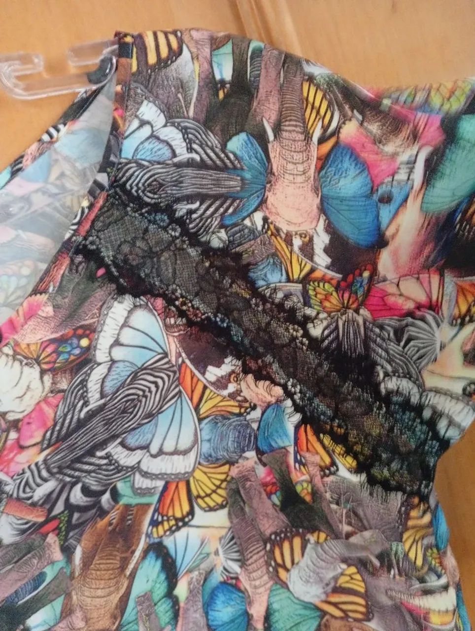 Blusa 3/4 viscose com renda M - Foto 3