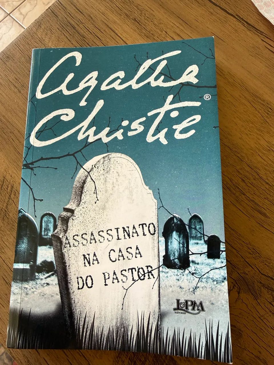Livro - Assassinato na casa do pastor  - Foto 3