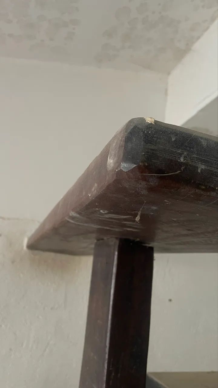 BALCÃO DE MADEIRA DE LEI 