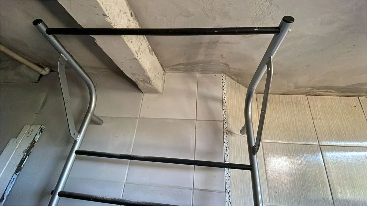 Spaldar profissional de metal.