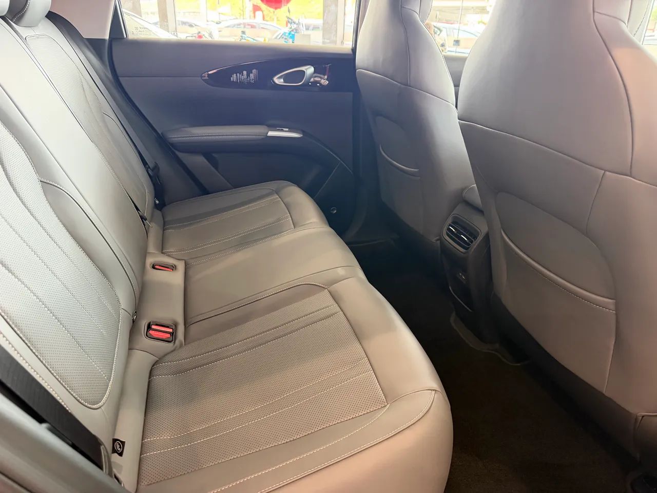Geely EX2 Max 2026 - Foto 4