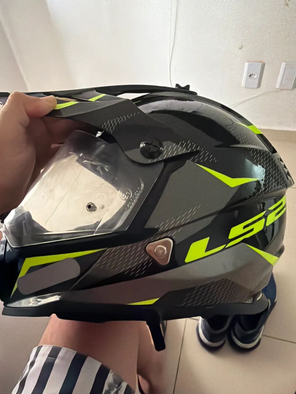 Capacete LS2