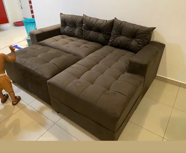 SOFÁ 3 lugares marrom. Frete grátis 