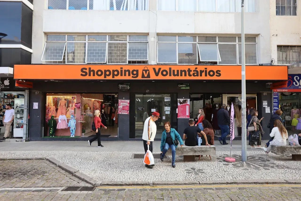 Prédio/Edifício inteiro para venda tem 1300 metros quadrados em Centro - Curitiba - Paraná