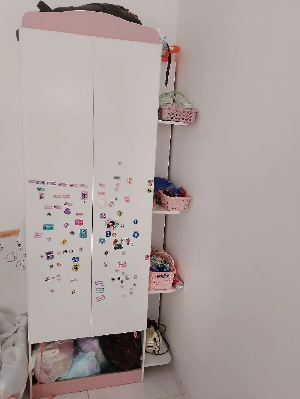 Guarda roupa infantil 