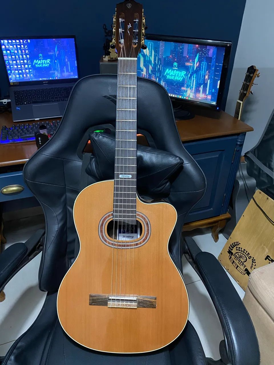 Vendo violão nylon strimberg sd35c 