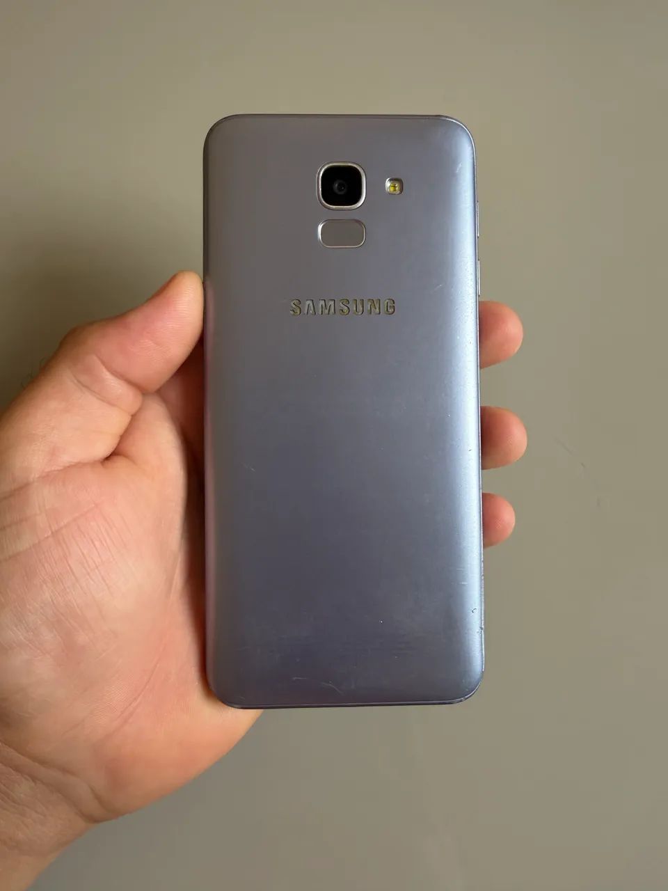 Samsung j6  - Foto 3