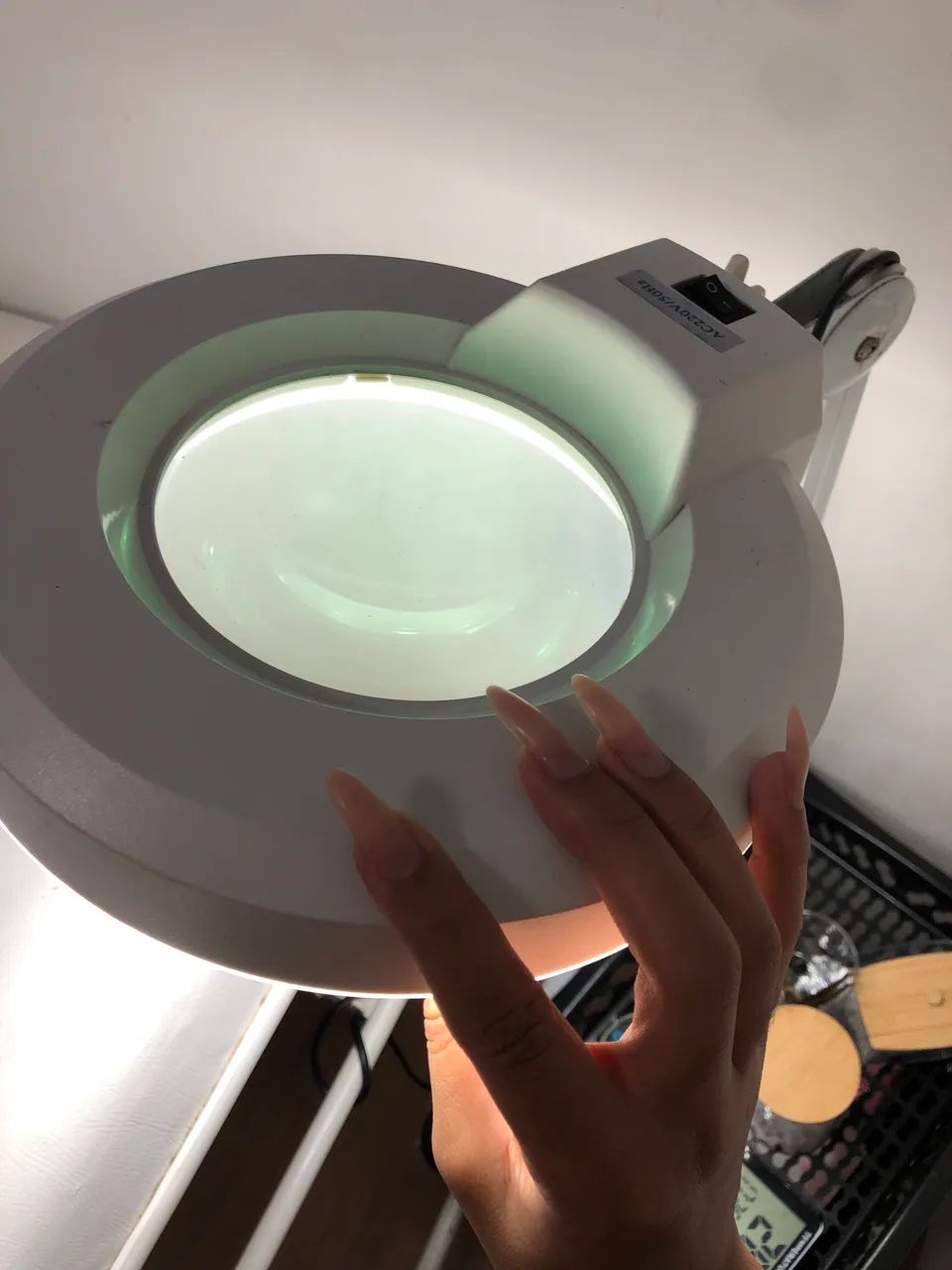 Lupa com luz - Foto 2