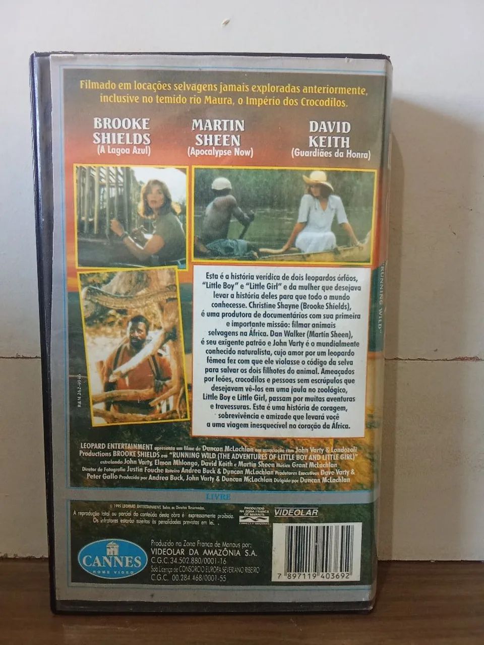 vhs filme missão na selva (dublado) - Foto 2