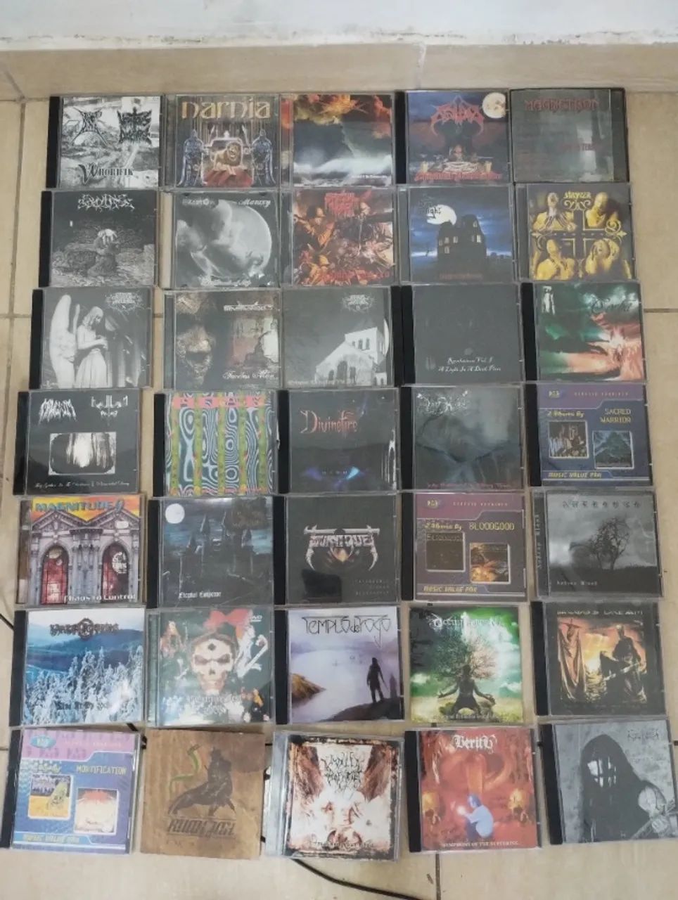 Coleção de CDs e DVDs de Metal Cristão - Foto 2