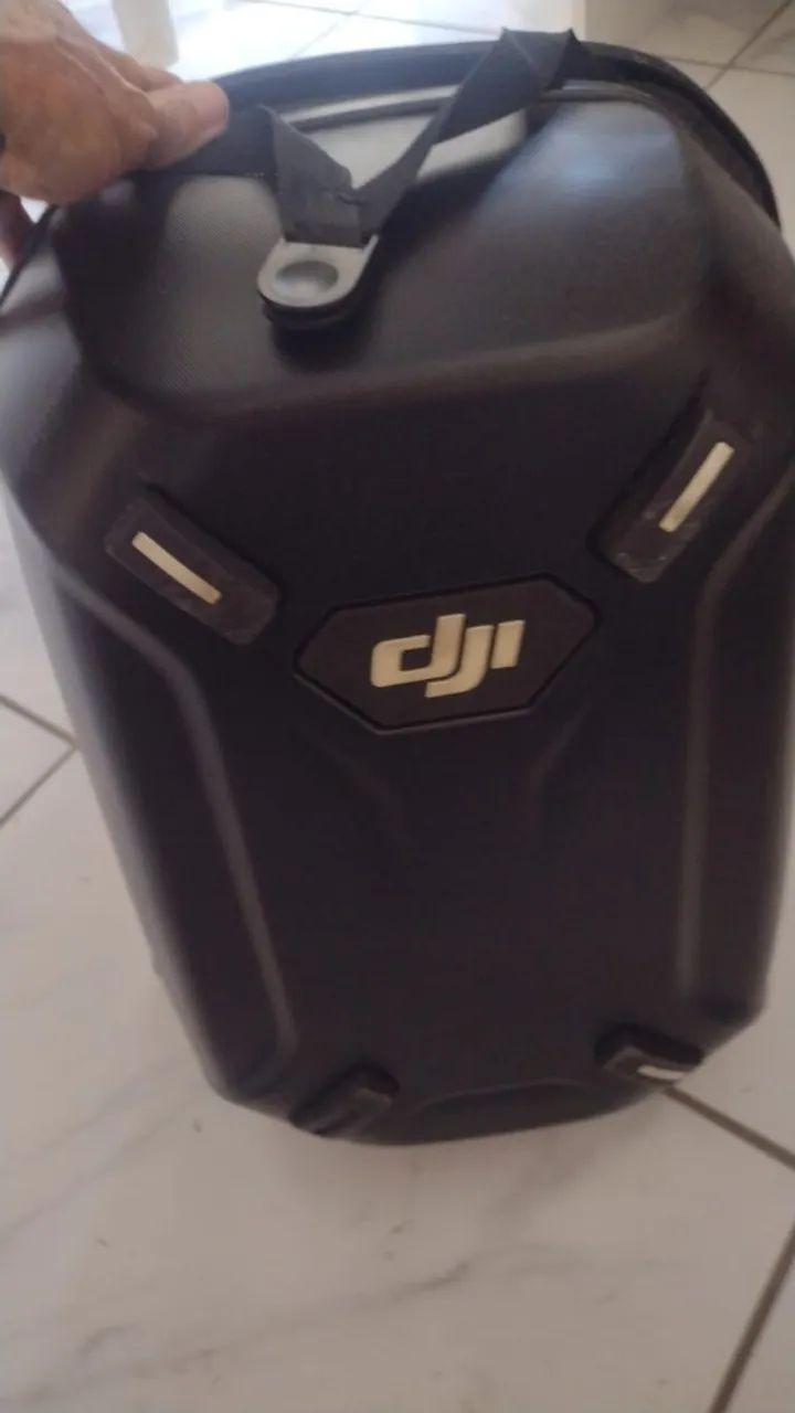 Drone funcionando , fata a fonte ,  a camera está solta vai com case - Foto 5