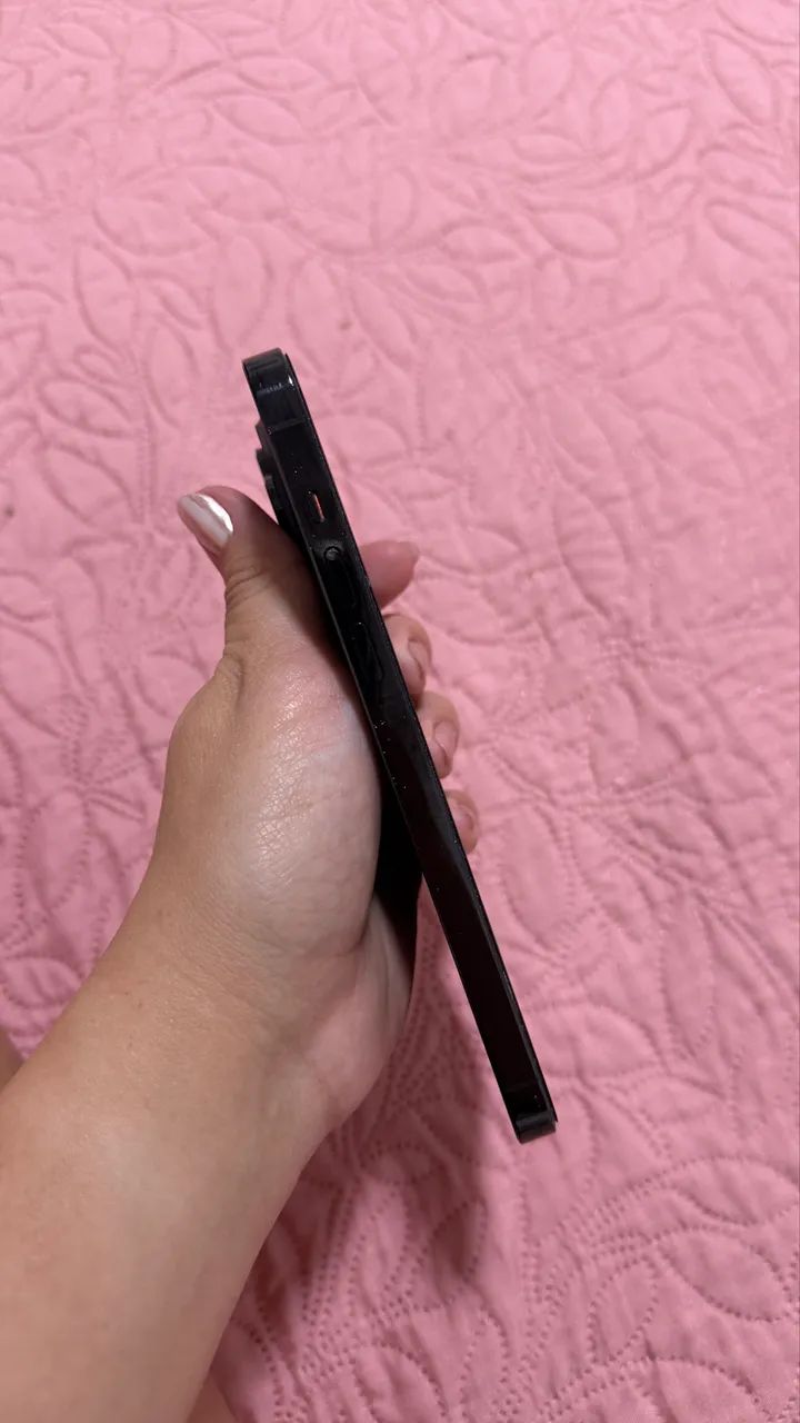 iPhone 15 Pro Max - Foto 2