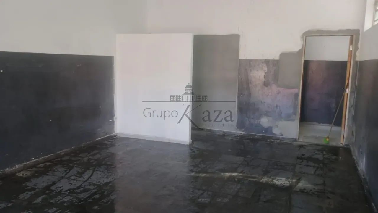 Oportunidade - Ponto Comercial - Parque Itamarati - Jacareí - 205m². - Foto 2