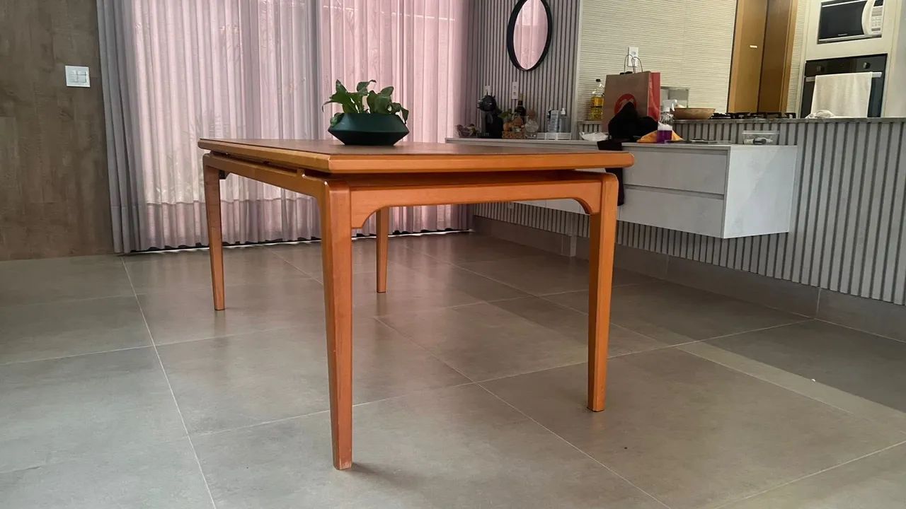 Mesa Madeira