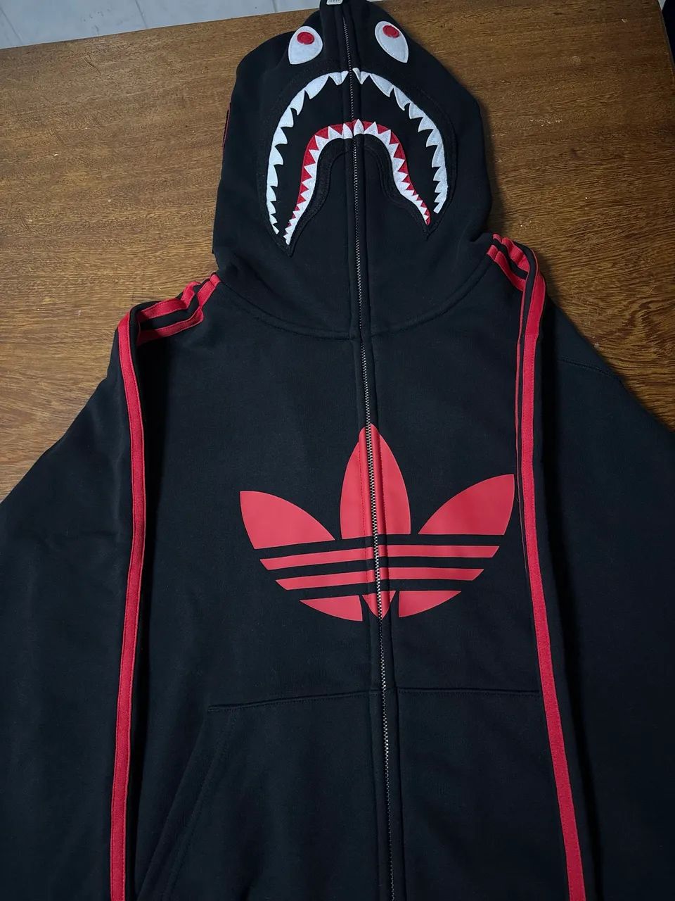 adidas x bape shark full zip hoodie - m - Roupas - Extrema
