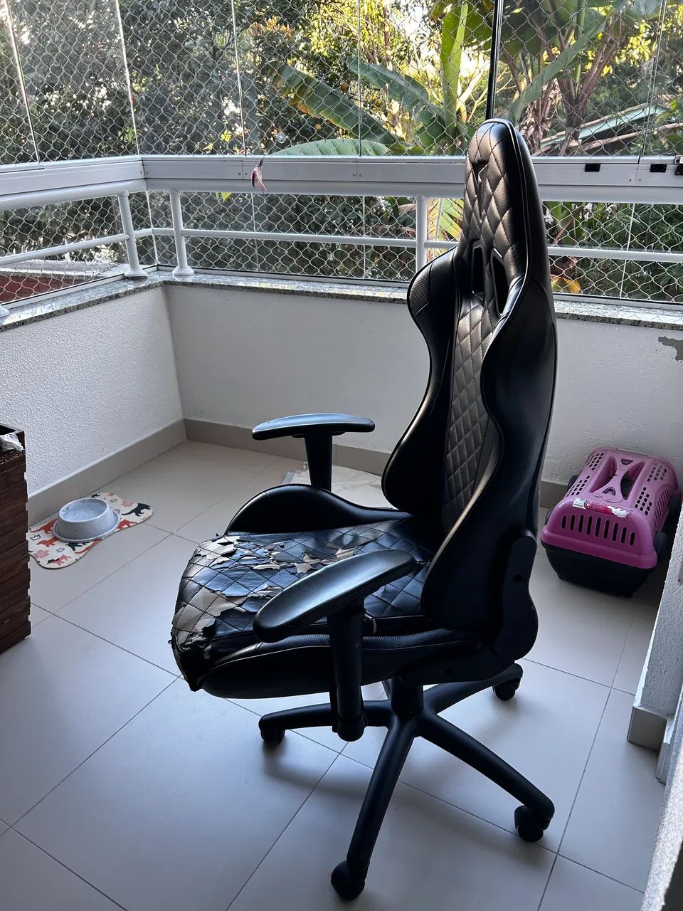 Cadeira Gamer ThunderX3 TGC12 Preta - Foto 2