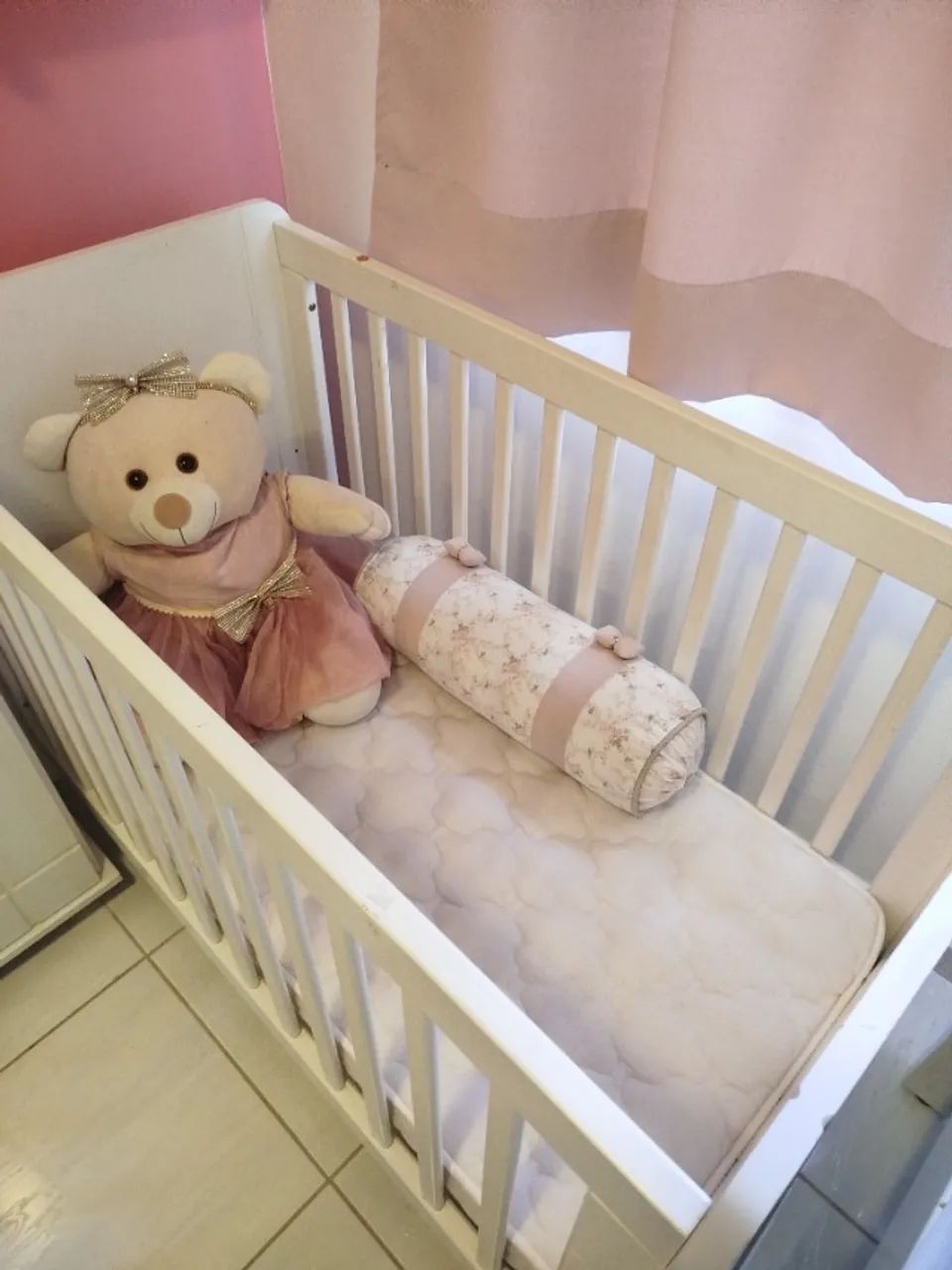 Berço infantil madeira maciça branco.