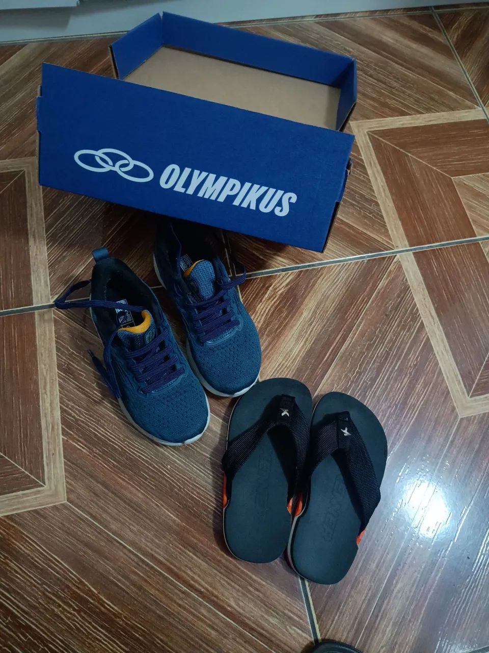 Tênis Olympikus e chinelo Kenner n 28/29 Excelentes
