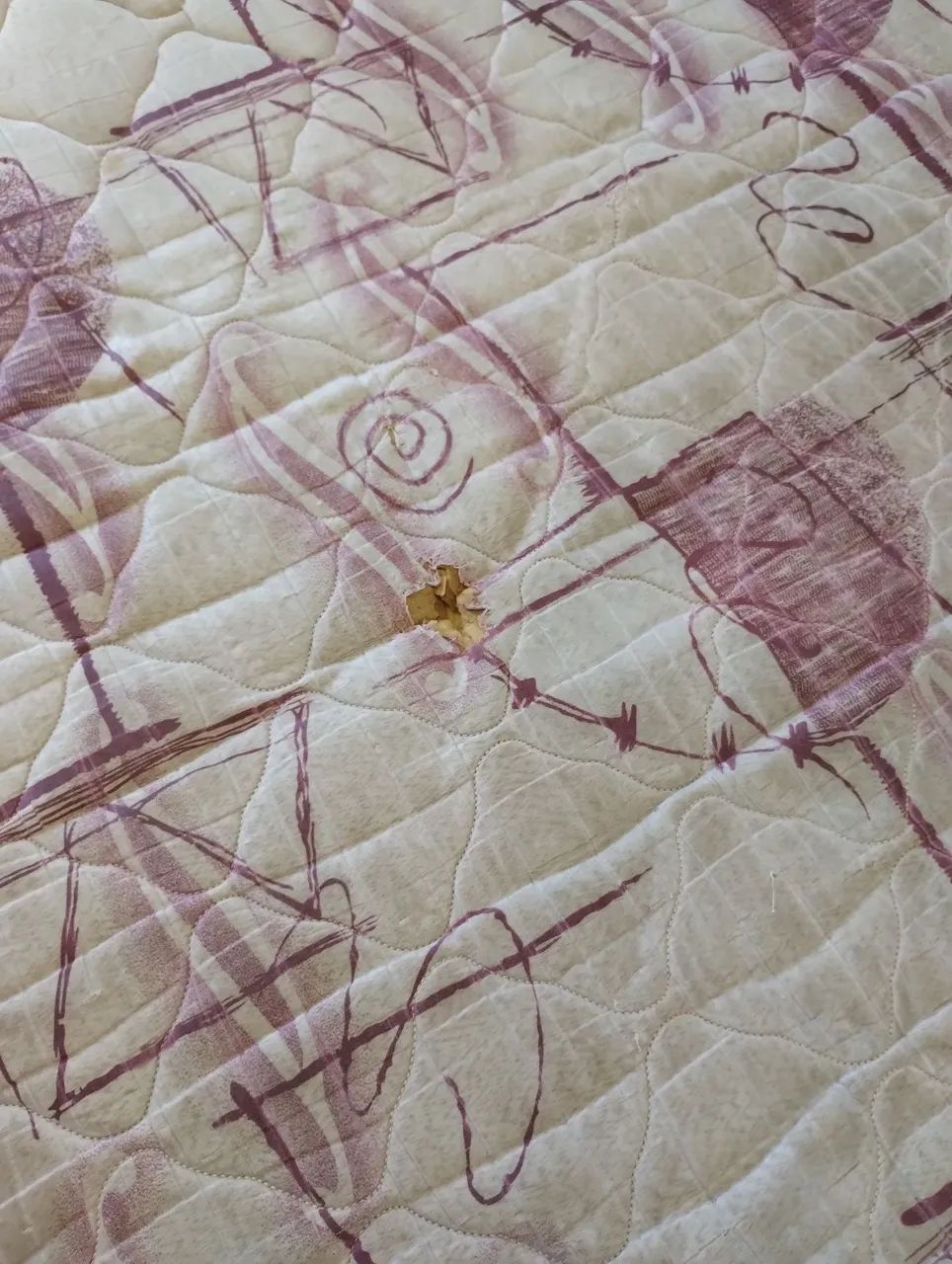 VENDO CAMA USADA BOAS CONDIÇÕES  - Foto 5