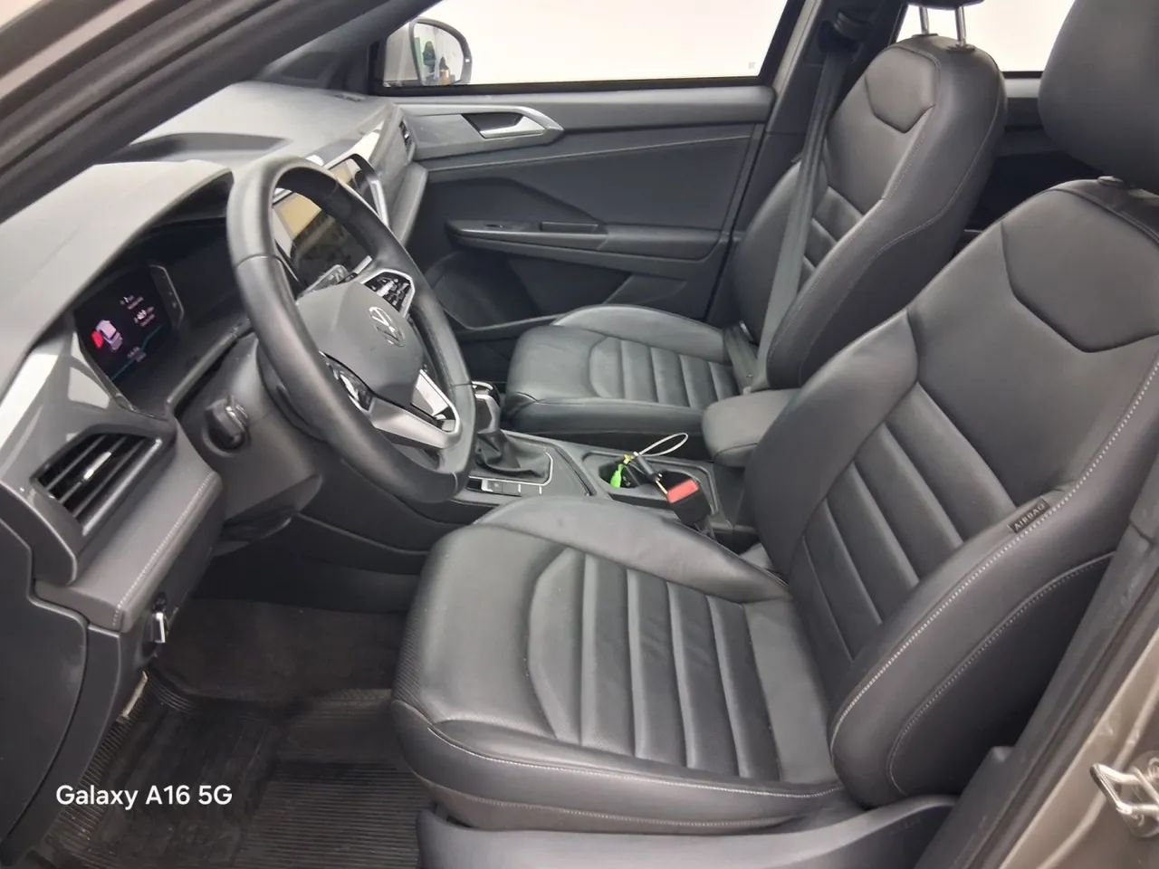 Volkswagen Taos Highline 1.4 250 TSI Flex Aut., foto 17 de 18
