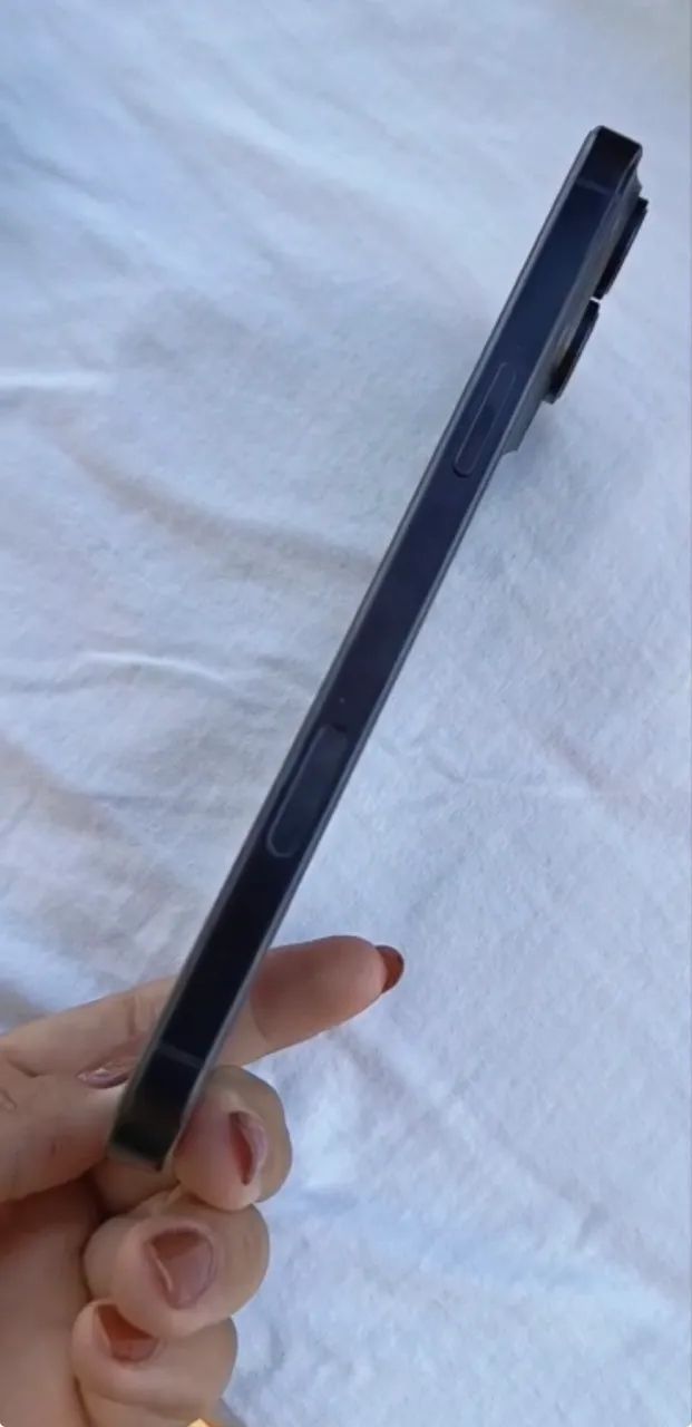 iPhone 16 Pro Max - 96% bateria  - Foto 2