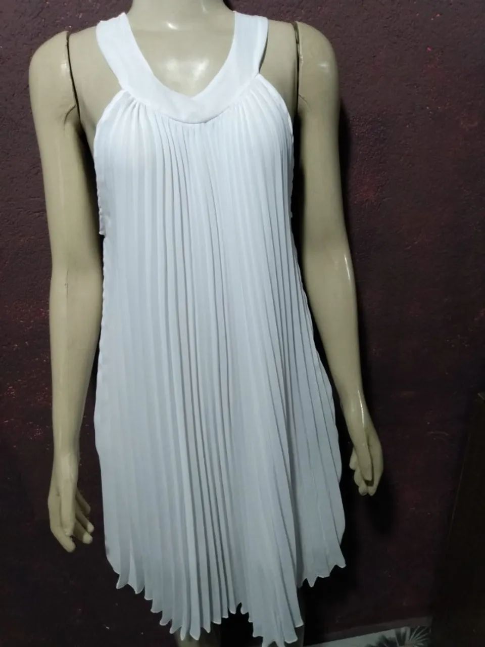 Vestido Branco folhado - Foto 2