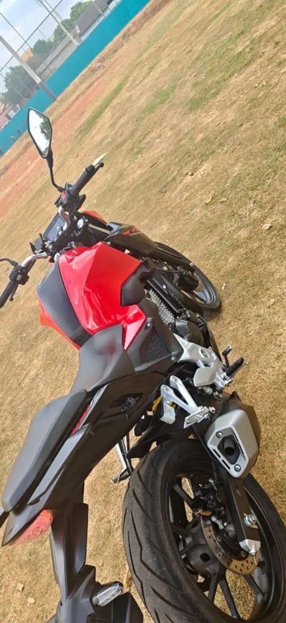 CB300F ABS - Foto 3