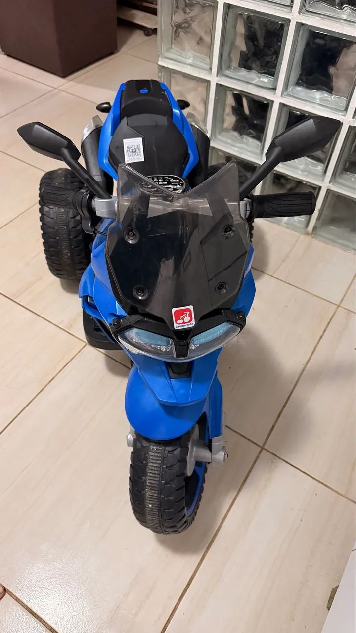 Moto elétrica infantil 