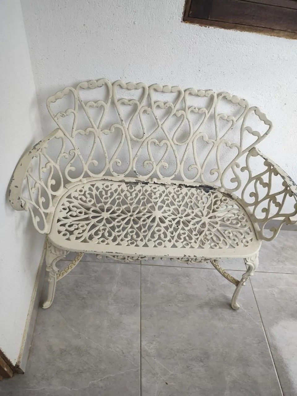 VENDO ESSE LINDO JOGO DE MESA EXTERNA  - Foto 2
