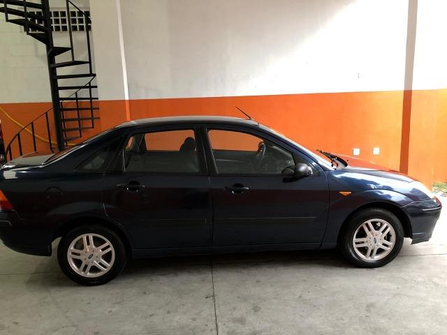 Ford Focus Sedan GLX 2.0 16V Duratec - Foto 5