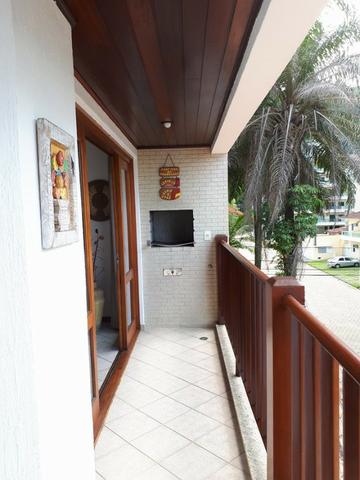 Apto 3 dorm no Grand Bali, frente mar, segurança 24 hs, lazer completo, mobiliado, ar cond - Foto 14