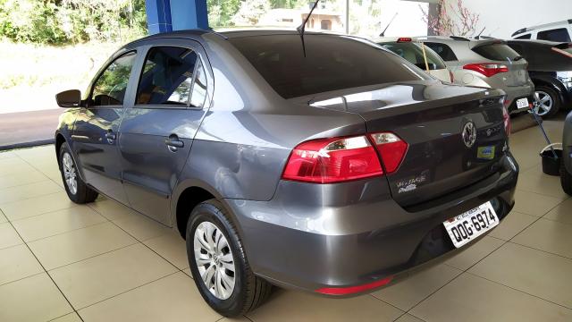 VOLKSWAGEN Voyage TL 1.6 - Foto 3