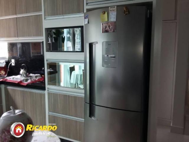 Apartamento em Itapema, Meia Praia SC, 3 suítes, 2 vagas, mobiliado - Foto 9