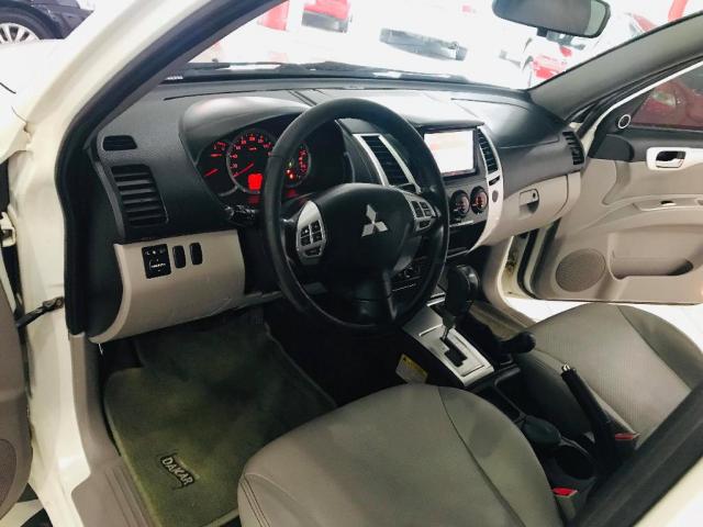 Pajero DAKAR 3.2 4x4 T.I. Dies. 5p Aut. - Foto 5