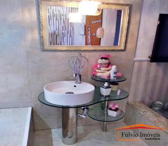 Imperdível! Alto padrão, suítes master, churrasqueira com forno e paissagismo - Foto 14