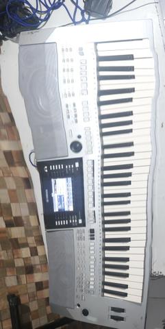 PSR s910 todo bom grava e le mp3 pega microfone top