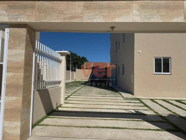 Apartamento com 3 dormitórios para alugar, 70 m² por R$ 900/mês - Jangurussu - Fortaleza/C - Foto 2