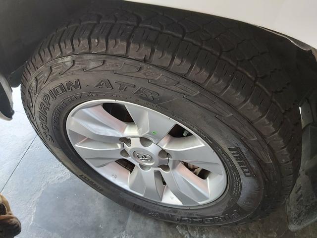 TOYOTA HILUX SR 4x4 2017 DIESEL COMPLETO - Foto 13