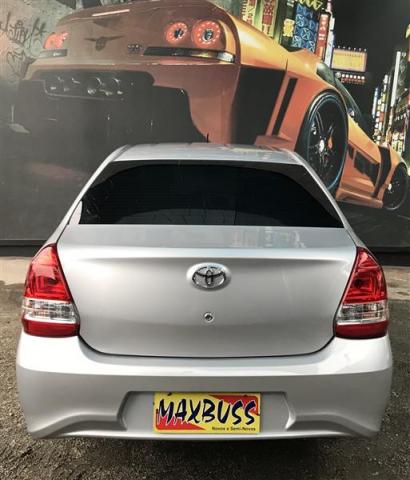 Toyota etios 1.5 x sedan 16v flex 4p manual - Foto 6