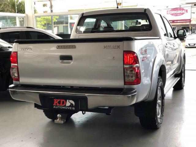 Toyota Hilux 3.0 CD SR 4x4 AT - Foto 4