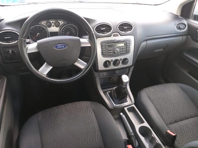 Focus Sedan 1.6 2011 - Foto 8