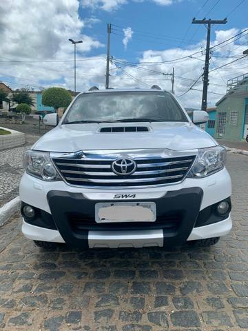 Toyota Hilux SW4 Muito Nova 7 lugares 2013 - Foto 4